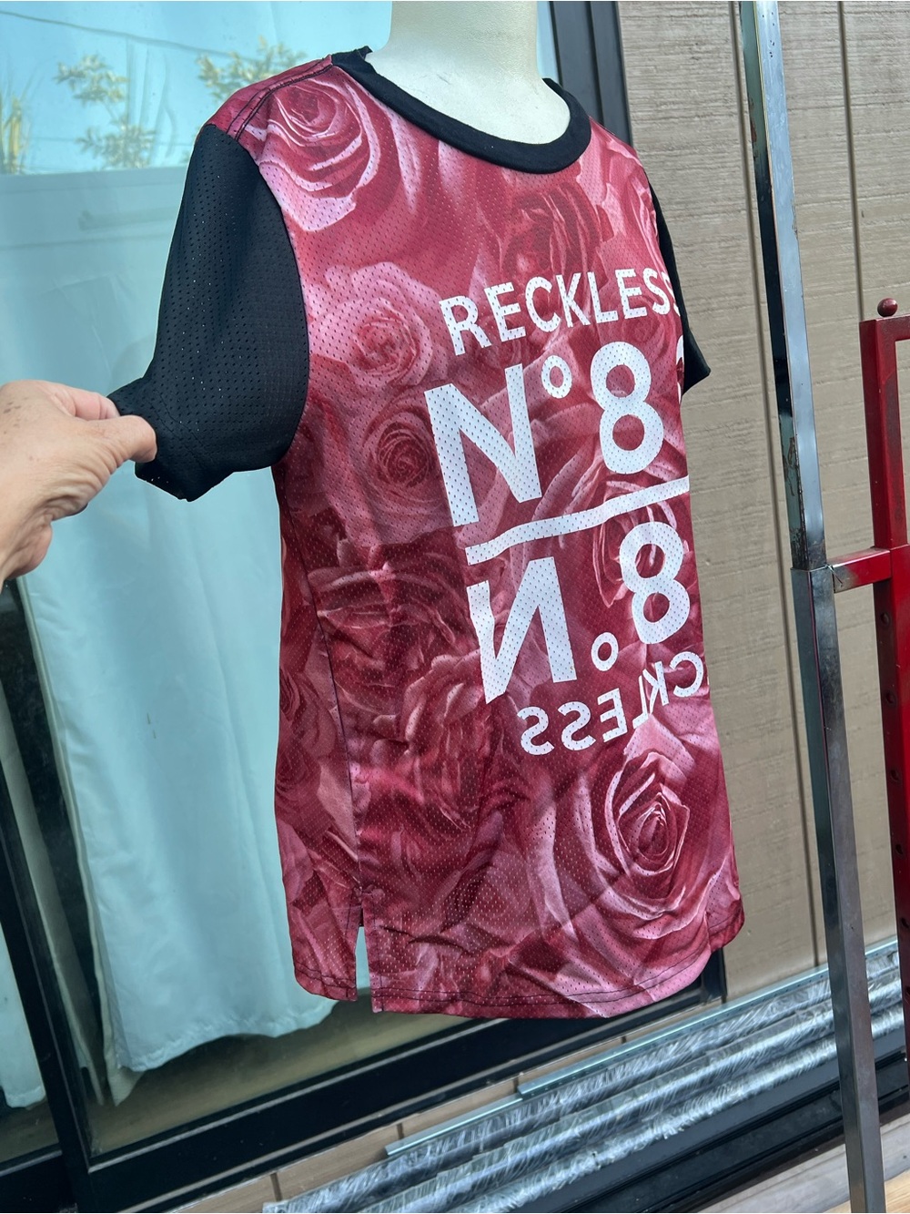 Reckless N°8 Rose-Print Short Sleeve Tee - Red & Black